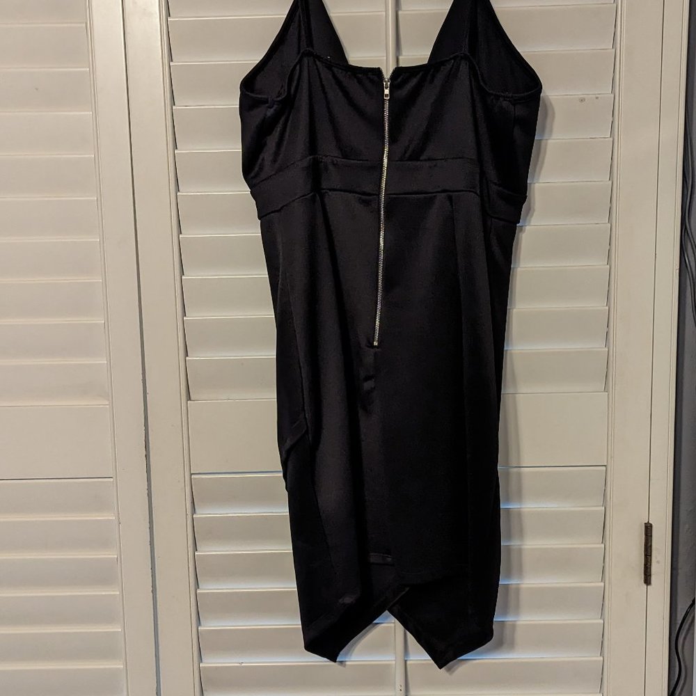 💖HP💖 Little Black Dress - Picture 5 of 6